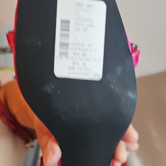 Vero Moda Fuchsia Heels with Rhinestone Accents - Picture 9 of 10